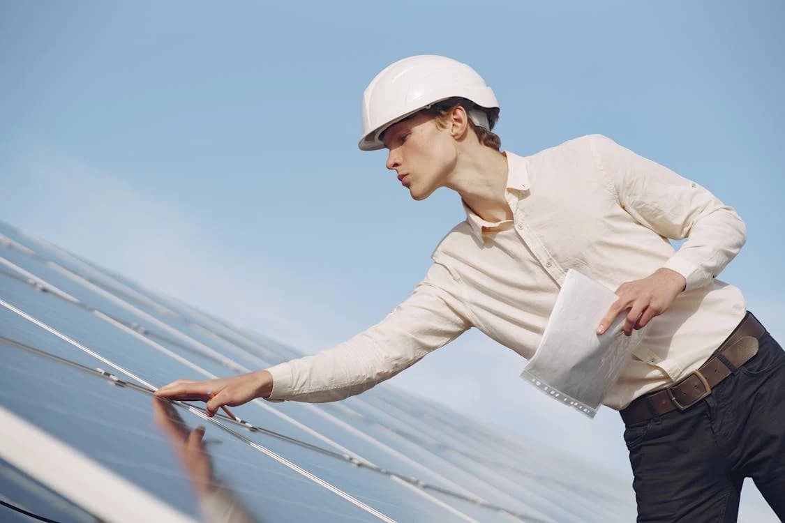 Solar Energy's Customer Success Stories: Real-life Experiences with Solar Energy - image